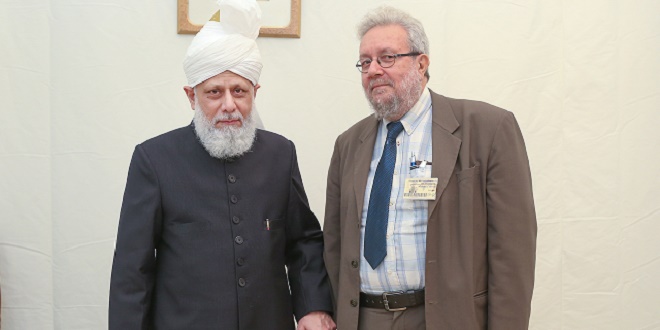 Prof. Francesco Zannini attended to the International Yearly Meeting (49th Jalsa Salana) of the Ahmadiyya
