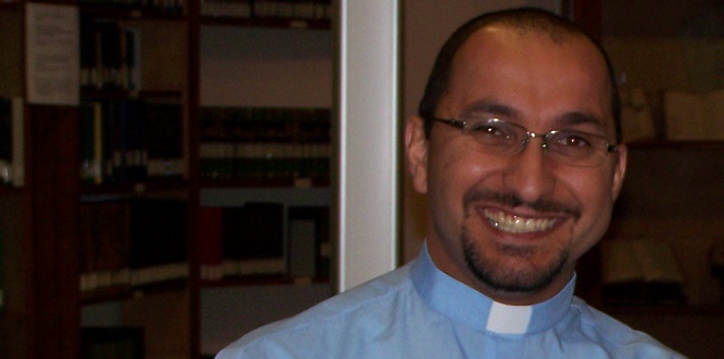 Jeudi le 22 Octobre 2015 à 16h30 dans la bibliothèque du PISAI P. Michel Saghbiny, oam, discute sa thèse de doctorat: Regards des musulmans libanais sur les relations avec les chrétiens