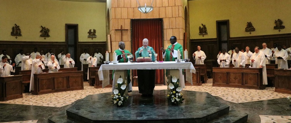 A l’occasion du vingt-cinquième anniversaire de son ordination épiscopale Mgr Michael L. Fitzgerald a célébré une messe de remerciement
