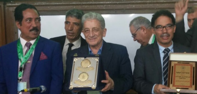 Il 3 aprile 2018, la Facoltà di Lettere dell'Università del Cairo ha assegnato a p. Giuseppe Scattolin lo stemma della Facoltà