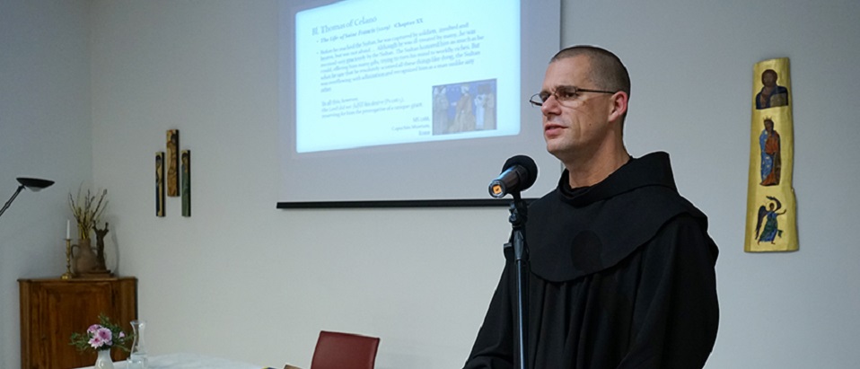 Jason Welle a récemment donné deux conférences publiques sur la rencontre entre François d’Assise et le sultan ayyoubide al-Malik al-Kāmil.