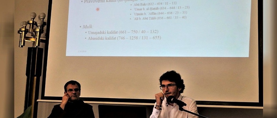 Aljaž Kranjc, étudiant du PISAI, a récemment publié un article  intitulé «Mesto al-Malika al-Kāmila v zgodovini islama» dans Unity and Dialogue
