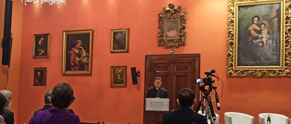 Les 8 et 9 novembre 2021, Diego Sarrió Cucarella, président du PISAI, a participé à la conférence “The Culture of Encounter: The Future of Intercultural and Interreligious Dialogue”