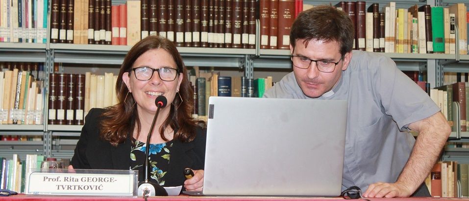 Mercoledì 8 giugno 2022 si è tenuta nella Biblioteca Maurice Borrmans la conferenza dal titolo 'Do Muslims Today “Call on Mary with Devotion”?'