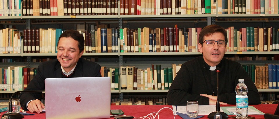 Le 6 décembre 2022 au matin, une rencontre-débat intitulée « Louis Massignon. Courbe de vie d’un chrétien amoureux de l’islam » s’est tenue à la bibliothèque Maurice Borrmans