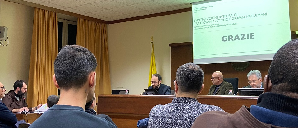 Venerdì 27 gennaio 2023 Stefano Luca, OFMCap, già studente del PISAI, ha discusso la sua tesi di dottorato presso la Pontificia Università Gregoriana