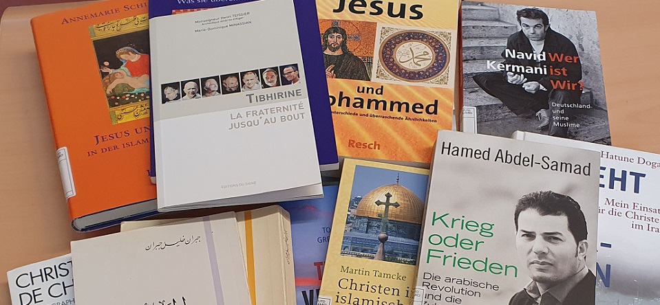 La Biblioteca Maurice Borrmans ha ricevuto in dono parte del patrimonio librario personale di padre Josef Moser (1939-2020), MAfr, già studente del PISAI negli anni 1968-1970