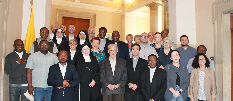 Venerdì 31 maggio 2024 la comunità accademica del PISAI si è riunita per celebrare la fine dell’anno accademico 2023-2024