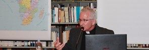 Conferenze online del Prof. Christopher Clohessy Domenica 20 e domenica 27 ottobre 2024 Christopher Clohessy ha presentato due conferenze online per il ‘Porseman Educational and Cultural Institute’ in Iran