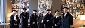 Congratulazioni alla neo dottoressa Marija Šerić Il 24 settembre 2025 Marija Šerić, già studentessa del PISAI, ha discusso presso la Leiden University la tesi di dottorato dal titolo “The Muslim woman question in Bosnia and Herzegovina: between Islamic tradition and global modernity