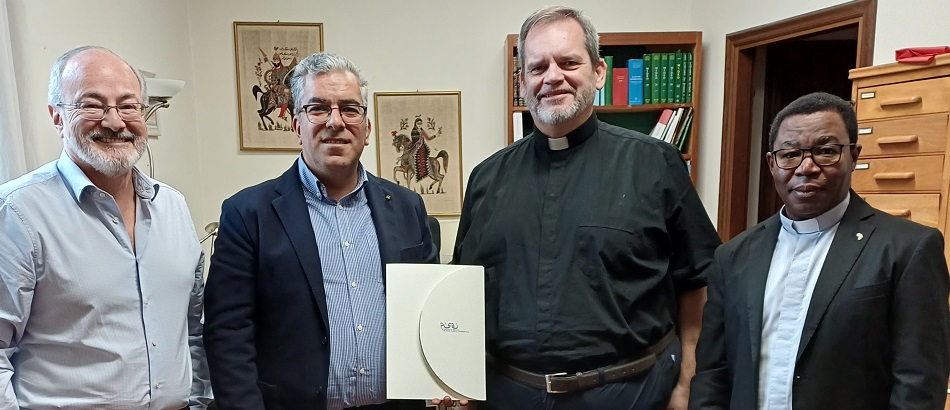 Venerdì 7 novembre 2025 il PISAI e la Facoltà Teologica di Lugano, rappresentata dal rettore René Roux, hanno siglato un accordo di collaborazione